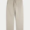 Baggy-malliset verkkarihousut Baggy-malliset verkkarihousut