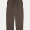 Baggy-malliset verkkarihousut Baggy-malliset verkkarihousut