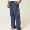 Baggy-malliset verryttelyhousut Baggy-malliset verryttelyhousut