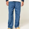 Baggy-malliset verryttelyhousut Baggy-malliset verryttelyhousut