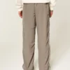 Baggy-malliset verryttelyhousut Baggy-malliset verryttelyhousut