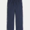 Baggy-malliset verryttelyhousut Baggy-malliset verryttelyhousut