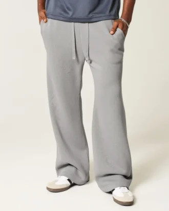 Bootcut-malliset verkkarihousut Bootcut-malliset verkkarihousut
