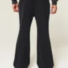 Bootcut-malliset verkkarihousut Bootcut-malliset verkkarihousut