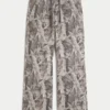Bootcut-malliset verkkarihousut Bootcut-malliset verkkarihousut