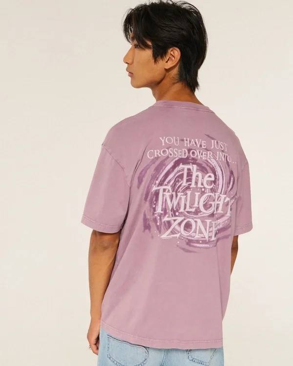 Boxy Cotton The Twilight Zone -grafiikkapaita Boxy Cotton The Twilight Zone -grafiikkapaita