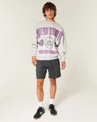 Boxy New York University Violets -graafinen collegepaita