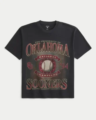 Boxy University of Oklahoma Sooners -grafiikkapaita Boxy University of Oklahoma Sooners -grafiikkapaita