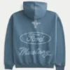 Boxy Zip-Up Ford Mustang -grafiikkahuppari Boxy Zip-Up Ford Mustang -grafiikkahuppari