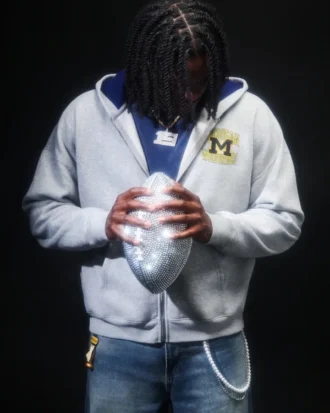 Boxy Zip-Up University of Michigan Wolverines -grafiikkahuppari Boxy Zip-Up University of Michigan Wolverines -grafiikkahuppari