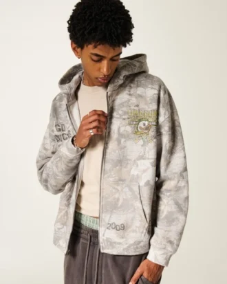 Boxy Zip-Up University of Oregon Ducks Graphic Camo Hoodie Boxy Zip-Up University of Oregon Ducks Graphic Camo Hoodie