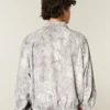 Camouflage-vetoketjullinen tuulitakki Camouflage-vetoketjullinen tuulitakki