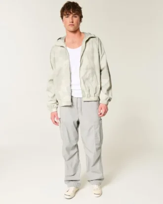 Camouflage-vetoketjullinen tuulitakki