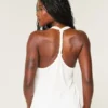 Desert Sound -grafiikka Punottu Racerback-toppi Desert Sound -grafiikka Punottu Racerback-toppi