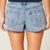Erittäin matalat brodeeratut denim-minishortsit Erittäin matalat brodeeratut denim-minishortsit