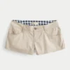 Erittäin matalat khakinväriset twill-minishortsit Erittäin matalat khakinväriset twill-minishortsit