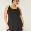 Gilly Hicks Active Boost -kerrostettu mekko Gilly Hicks Active Boost -kerrostettu mekko