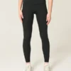 Gilly Hicks Active -leggingsit ilman etusaumaa Gilly Hicks Active -leggingsit ilman etusaumaa