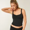 Gilly Hicks Active Recharge Sweetheart Tank Gilly Hicks Active Recharge Sweetheart Tank