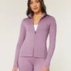 Gilly Hicks Active Recharge -vetoketjullinen takki