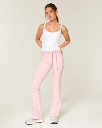 Gilly Hicks Active Recharge -vyötärönauhalla varustetut bootcut-leggingsit