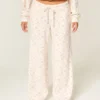 Gilly Hicks Baggy Cozy Waffle -housut