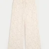 Gilly Hicks Baggy Cozy Waffle -housut