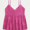 Helppo neulatyylinen halterneck-babydoll-toppi Helppo neulatyylinen halterneck-babydoll-toppi