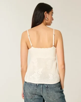 Helppo neulatyylinen halterneck-babydoll-toppi