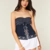 Helppo olkaimeton brodeerattu babydoll-toppi Helppo olkaimeton brodeerattu babydoll-toppi