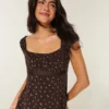 Helppo satiininen babydoll-toppi Helppo satiininen babydoll-toppi