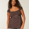 Helppo satiininen babydoll-toppi Helppo satiininen babydoll-toppi