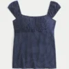 Helppo satiininen babydoll-toppi Helppo satiininen babydoll-toppi