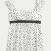 Helppo satiininen babydoll-toppi Helppo satiininen babydoll-toppi