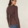 Helppo sitoa takaa Henley-babydoll-toppi Helppo sitoa takaa Henley-babydoll-toppi