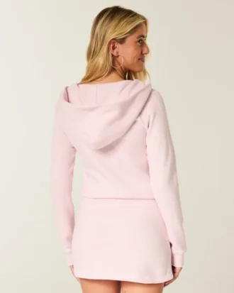 Huppuinen pitkähihainen fleece-mekko