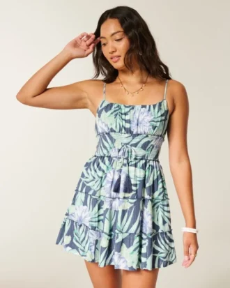 Kimaltava smock-minimekko
