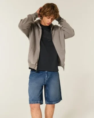 Löysät denimshortsit