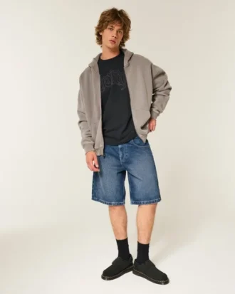 Löysät denimshortsit