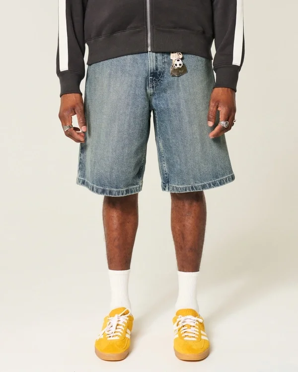 Löysät denimshortsit Löysät denimshortsit