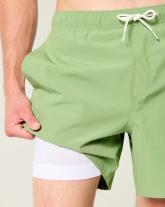 Malibu Beach Graphic Mid-Thigh Volley -uimahousut