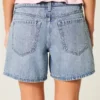 Matala vyötärö, keskipitkä pesu, taitettava vyötärö, väljä denimshortsit 5″ Matala vyötärö, keskipitkä pesu, taitettava vyötärö, väljä denimshortsit 5″
