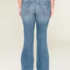 Matala vyötärö, repeytynyt, keskipitkä pesu, bootcut-farkut Matala vyötärö, repeytynyt, keskipitkä pesu, bootcut-farkut