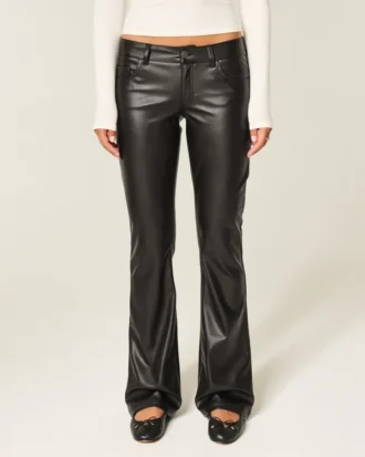 Matala vyötärö, tekonahkaiset bootcut-housut Matala vyötärö, tekonahkaiset bootcut-housut