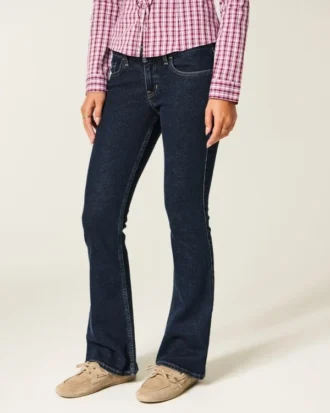 Matala vyötärö, tumma pesu, bootcut-malliset farkut