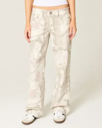 Matala vyötäröinen camo-baggy-farkku Matala vyötäröinen camo-baggy-farkku