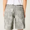 Matala vyötäröinen camo-baggy-jort Matala vyötäröinen camo-baggy-jort