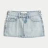 Matala vyötäröinen vaalea denim-minihame Matala vyötäröinen vaalea denim-minihame