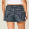 Matala vyötäröiset tummat denim-minishortsit Matala vyötäröiset tummat denim-minishortsit