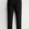 Mustat haalistumattomat urheilulliset skinny-farkut Mustat haalistumattomat urheilulliset skinny-farkut